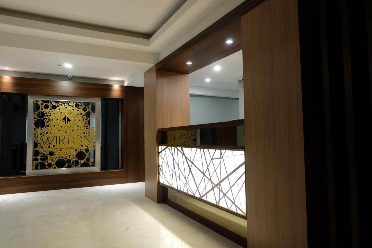 Wirton Seminyak Hotel Денпасар Екстериор снимка