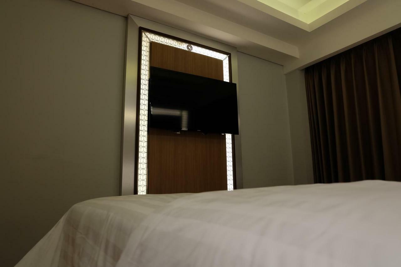 Wirton Seminyak Hotel Денпасар Екстериор снимка